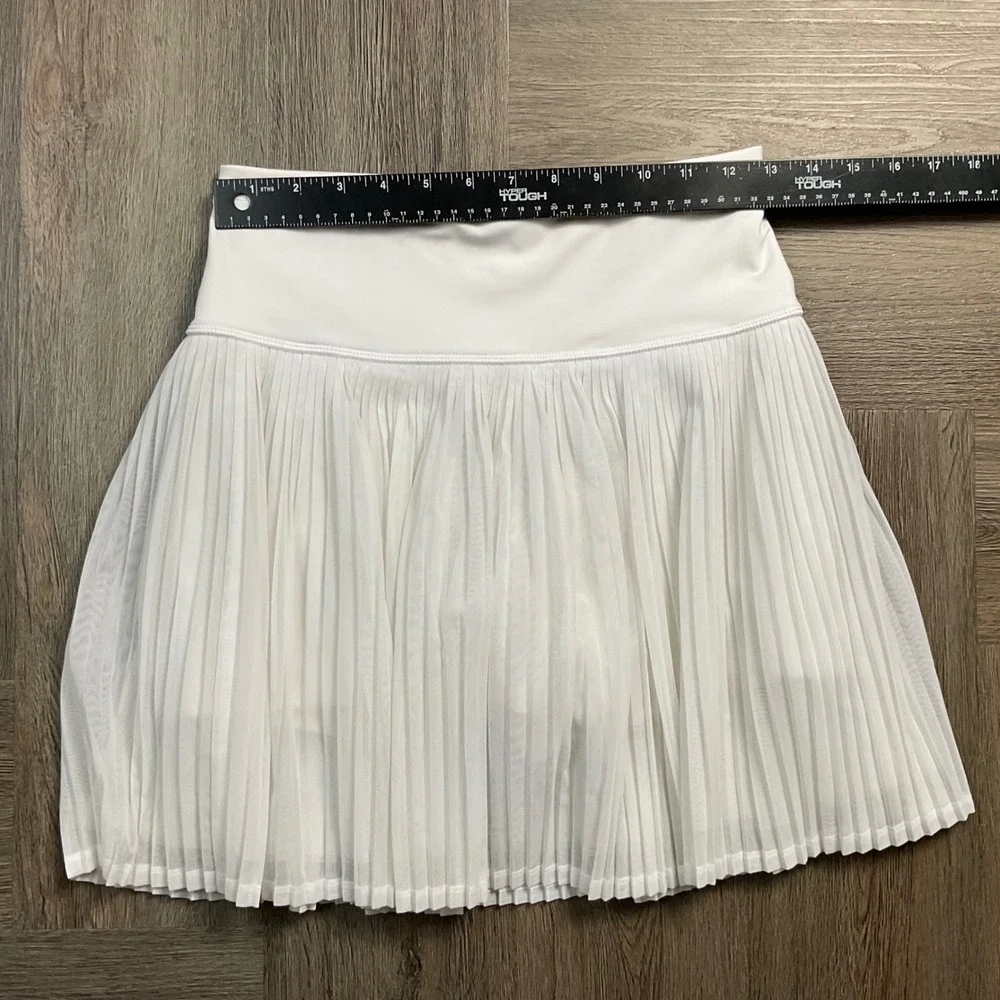 IBKUL Pleated Mesh Tennis Golf Activewear Skort Skirt Womens Small White Preppy